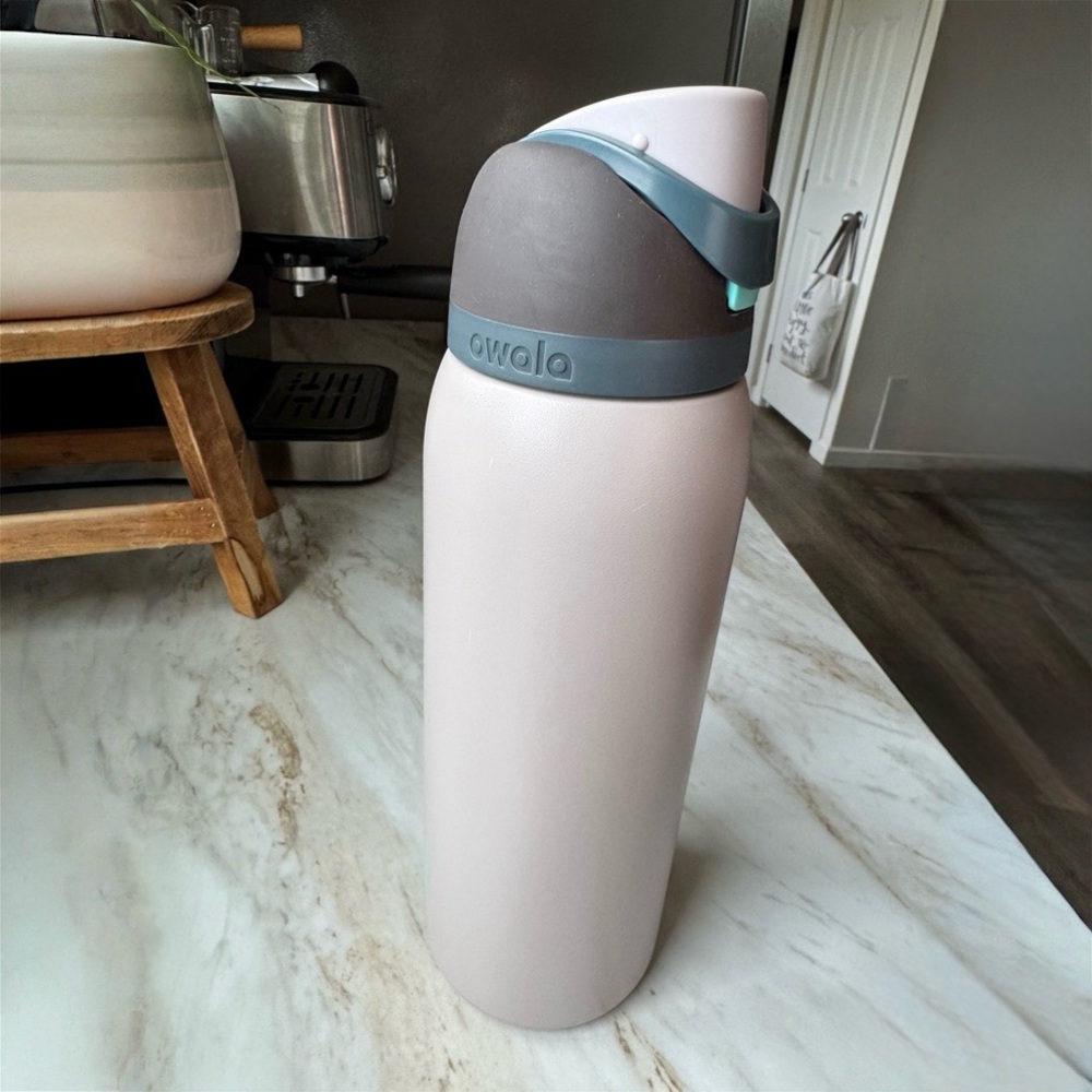 Awala Gray and Cream Water Bottle